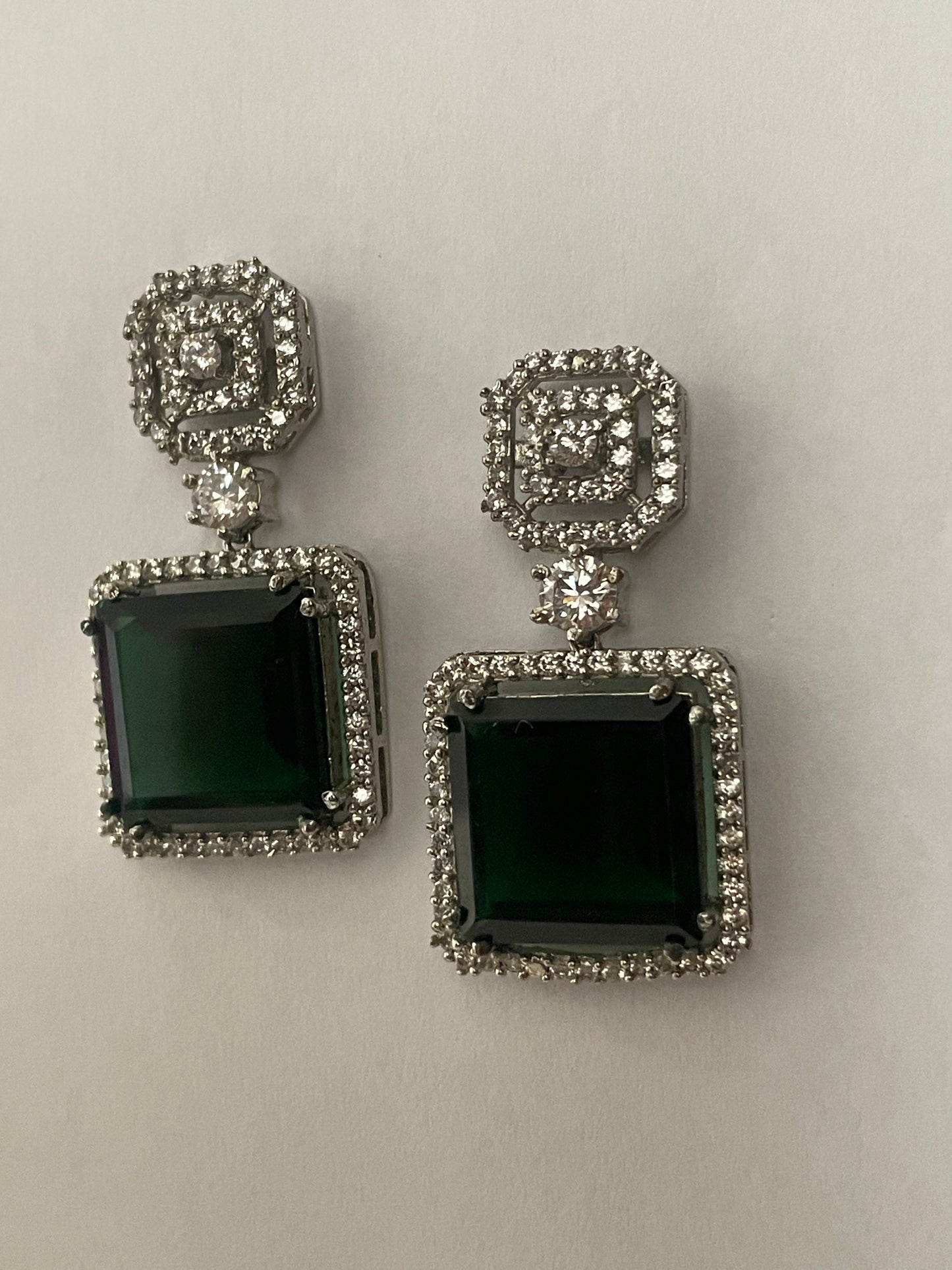 Zircon Studded Minimal Earrings