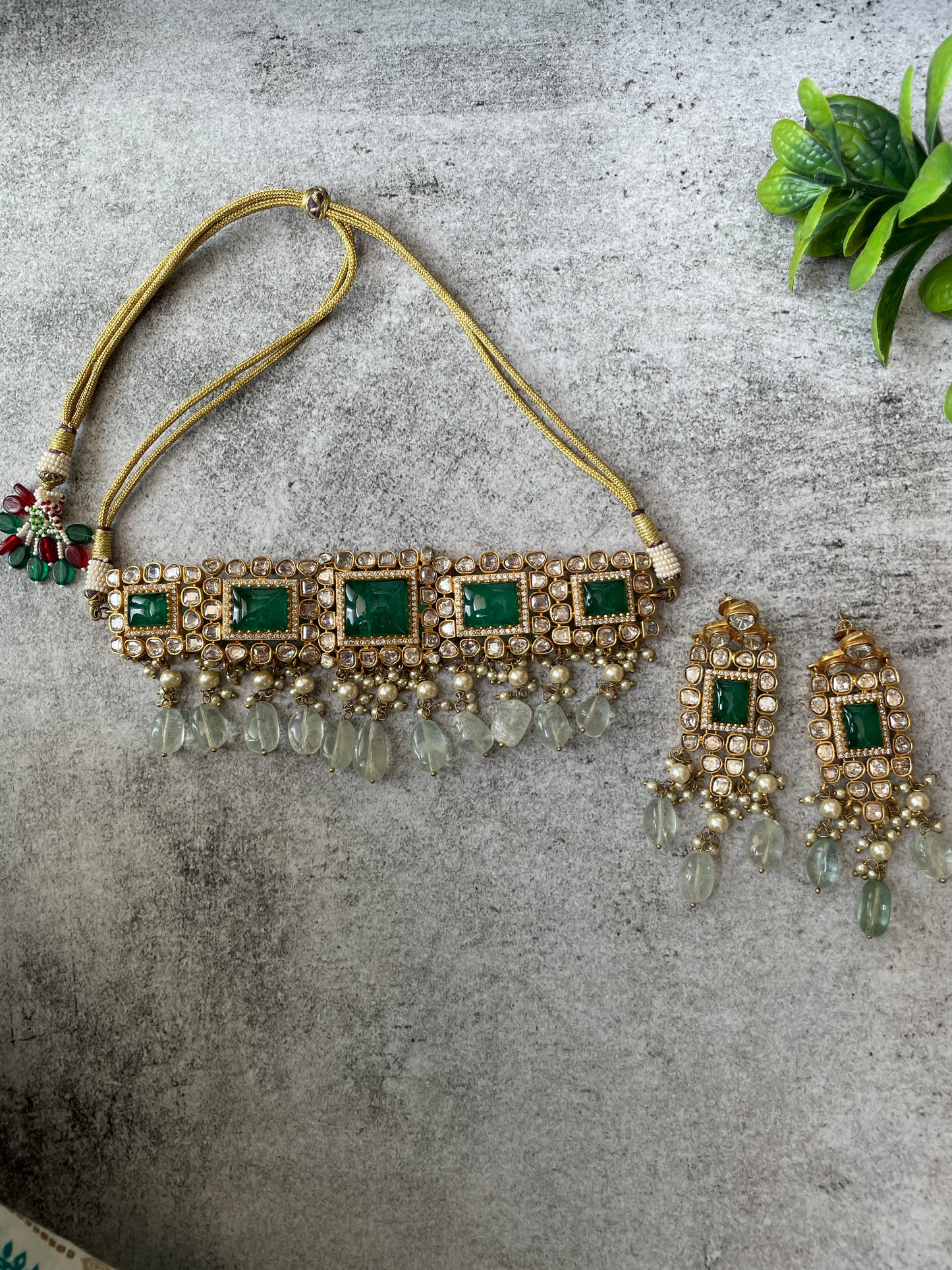 Kundan Choker and Earrings with Beads