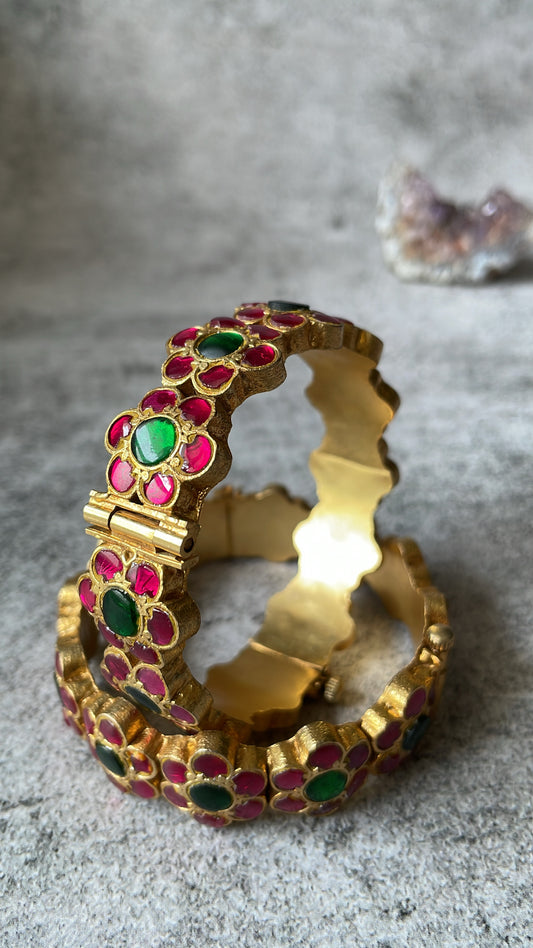 Matte Gold Finish Red and Green Stone Studded Bangle Set