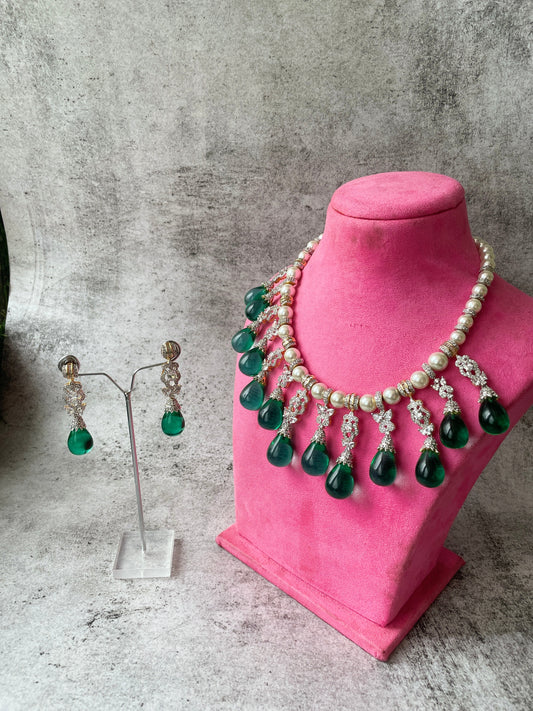 Pearl Choker Set with Zircon and Tear Drop Green BeadsStudio6Jewels